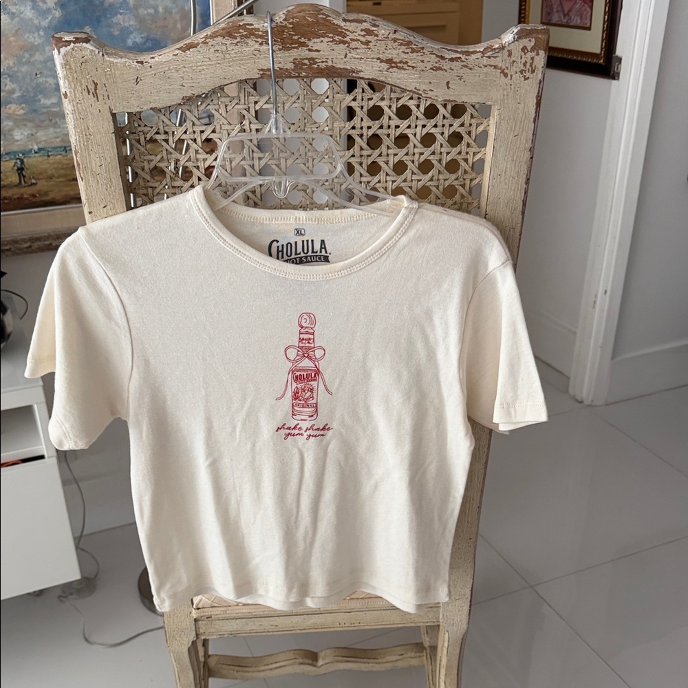 Cholula Hot Sauce Cream/Red Cholula Hot Sauce Short Sleeve Tee Shirt